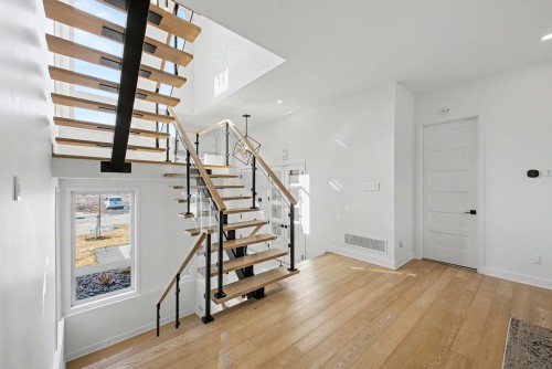 Family Room - 283 Rue De L'Aigle, Carignan, QC - Indoor Photo Showing Other Room