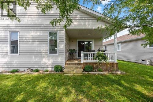 5700 Blackwell Sideroad Unit# 143, Sarnia, ON - Outdoor With Deck Patio Veranda