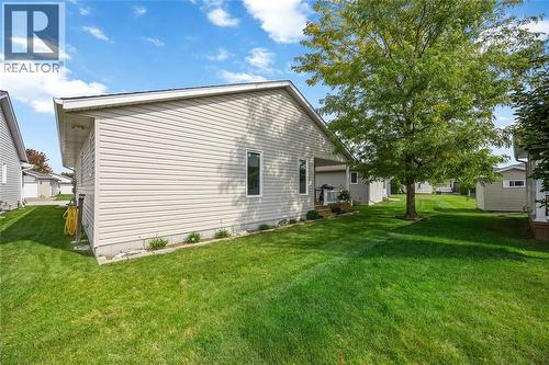 5700 Blackwell Sideroad Unit# 143, Sarnia, ON - Outdoor