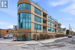 207 - 10 MAIN STREET  Ottawa, ON K1S 1M9