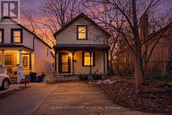 42 PALACE STREET  London East, ON N6B 3A7