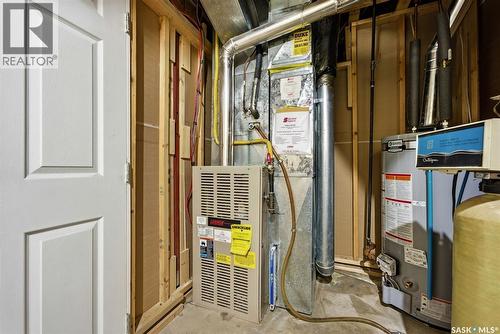 1368 Maple Leaf Crescent N, Regina, SK - Indoor Photo Showing Basement