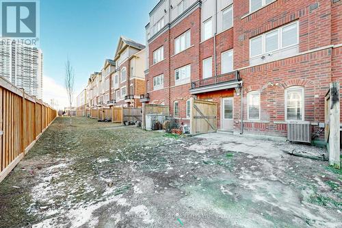 2532 Bromus Path, Oshawa, ON - Outdoor With Exterior