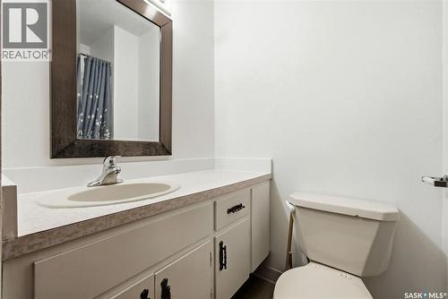 3 4341 Rae Street, Regina, SK - Indoor Photo Showing Bathroom