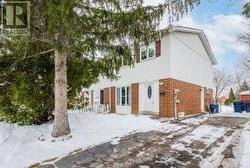 63 BURKWOOD CRESCENT Toronto, ON M1B 1N9