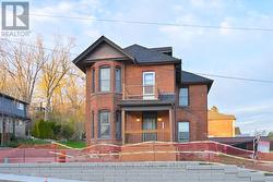 25 BERCZY STREET Barrie, ON L4M 3P6