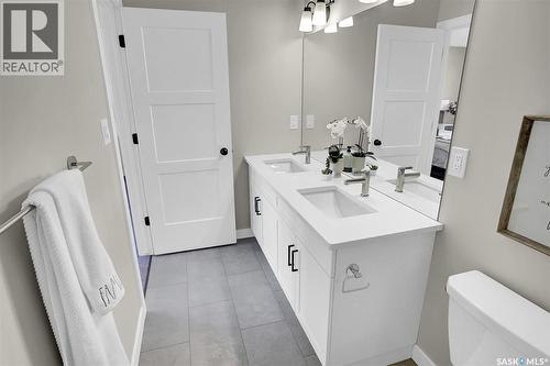 246 Kostiuk Crescent, Saskatoon, SK - Indoor Photo Showing Bathroom