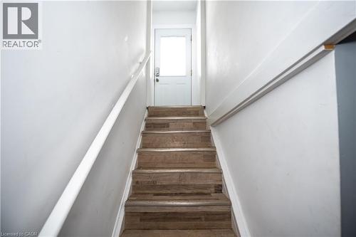 62 Harold Court, Hamilton, ON - Indoor Photo Showing Other Room