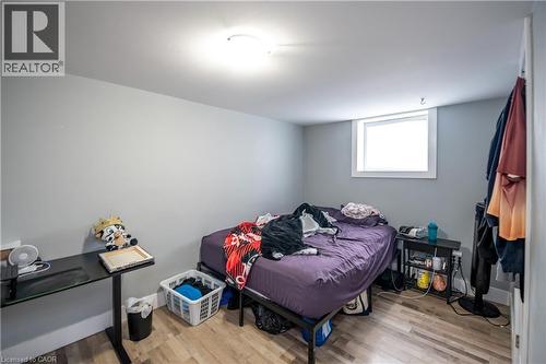 62 Harold Court, Hamilton, ON - Indoor Photo Showing Bedroom