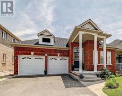 11 MIDVALE ROAD Brampton, ON L7A 2N1