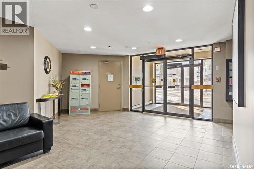 902 510 5Th Avenue, Saskatoon, SK - Indoor Photo Showing Other Room