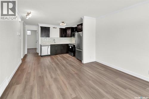256 250 Akhtar Bend, Saskatoon, SK - Indoor Photo Showing Kitchen