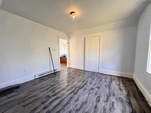 5 Pent Lane, Hebron, NS 