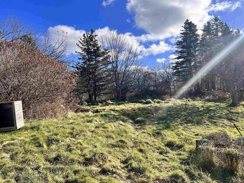 5 Pent Lane, Hebron, NS 