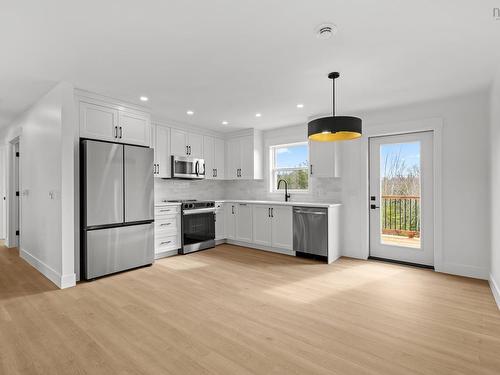 11 Maverick Lane, Devon, NS 