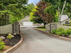 532 Oakland Road Indian Point, NS B0J 2E0