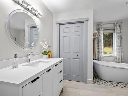 532 Oakland Road, Indian Point, NS 
