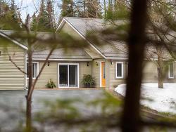 532 Oakland Road Indian Point, NS B0J 2E0