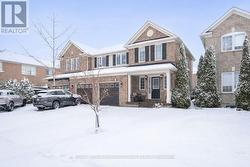 703 EDWARDS AVENUE  Milton, ON L9T 6B4