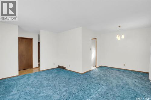 90 Bence Crescent, Saskatoon, SK - Indoor Photo Showing Other Room
