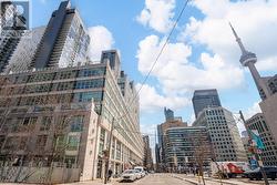 G09 - 350 WELLINGTON STREET W Toronto, ON M5V 3W9