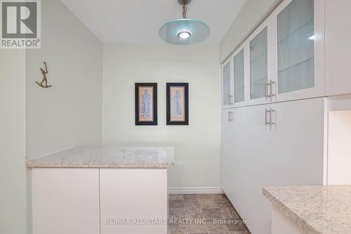 817 - 25 Austin Drive, Markham, ON - Indoor Photo Showing Other Room