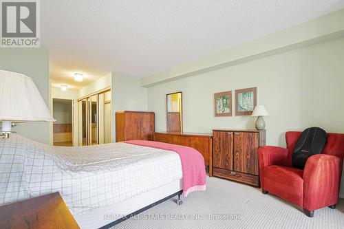 817 - 25 Austin Drive, Markham, ON - Indoor Photo Showing Bedroom