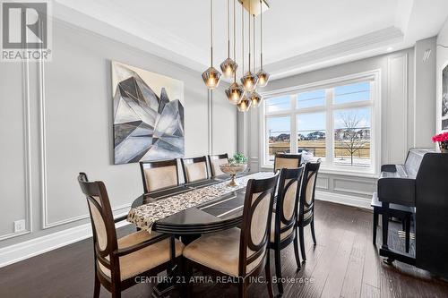 122 Burns Boulevard, King, ON - Indoor Photo Showing Dining Room