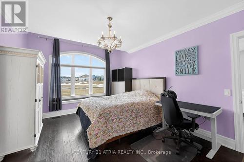 122 Burns Boulevard, King, ON - Indoor Photo Showing Bedroom