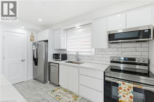 18 Ferrie Street W, Hamilton, ON - Indoor Photo Showing Kitchen With Stainless Steel Kitchen