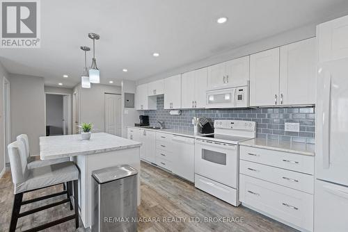 308 - 198 Scott Street, St. Catharines (Fairview), ON - Indoor Photo Showing Kitchen