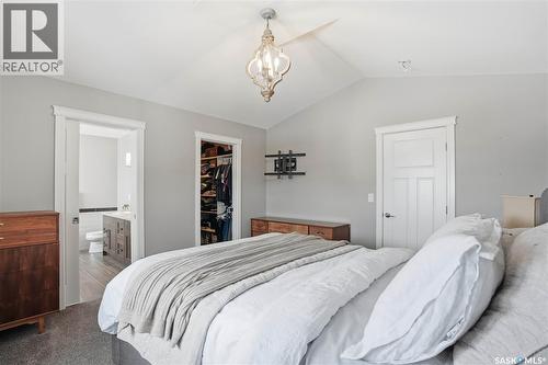 504 Snead Lane, Warman, SK - Indoor Photo Showing Bedroom