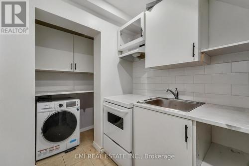 95 Adeline Street, Ottawa, ON - Indoor Photo Showing Laundry Room