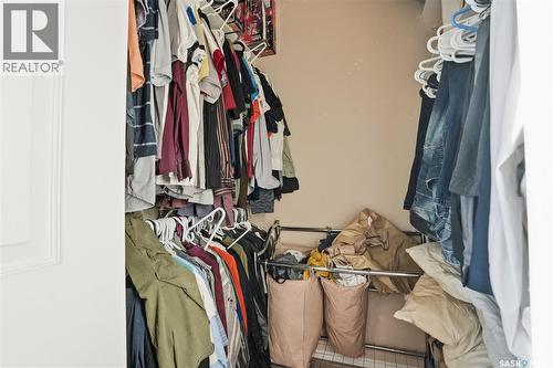 3 802 K Avenue N, Saskatoon, SK - Indoor With Storage