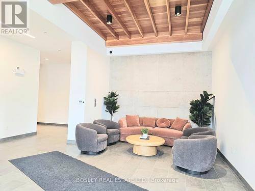 411 - 312 Erb Street, Waterloo, ON - Indoor