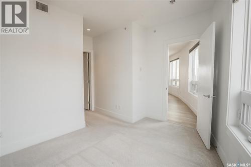 403 409 B Avenue S, Saskatoon, SK - Indoor Photo Showing Other Room