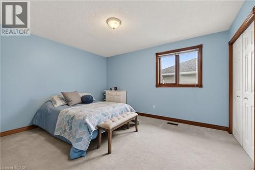 60 Highland Boulevard, Caledonia, ON - Indoor Photo Showing Bedroom