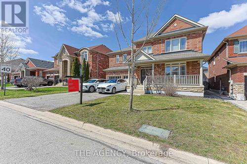 48 TONNER CRESCENT  Aurora, ON L4G 0G6