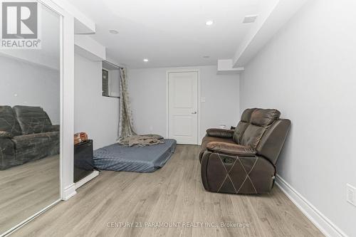 28 Clockwork Drive, Brampton, ON - Indoor