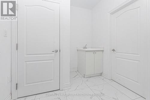 28 Clockwork Drive, Brampton, ON - Indoor Photo Showing Other Room