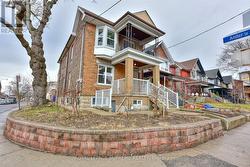 252 SYMINGTON AVENUE  Toronto, ON M6P 3W8