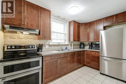 624 Brighton Avenue, Hamilton, ON - Indoor Photo Showing Kitchen With Double Sink