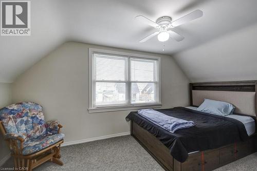 624 Brighton Avenue, Hamilton, ON - Indoor Photo Showing Bedroom