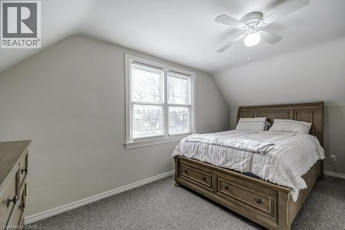 624 Brighton Avenue, Hamilton, ON - Indoor Photo Showing Bedroom