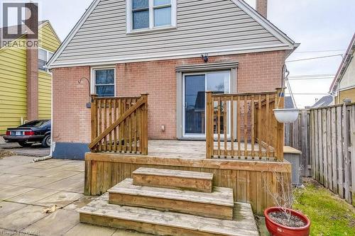 624 Brighton Avenue, Hamilton, ON - Outdoor With Deck Patio Veranda With Exterior