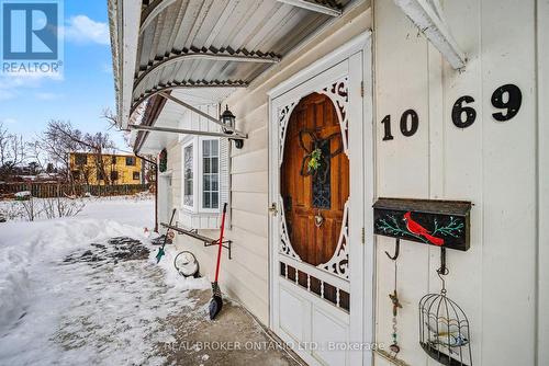 1069 Roosevelt Road, Mississauga, ON 