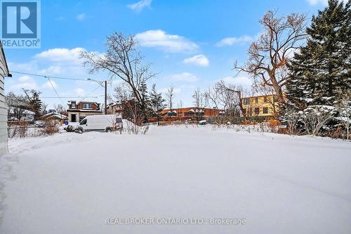 1069 Roosevelt Road, Mississauga, ON 