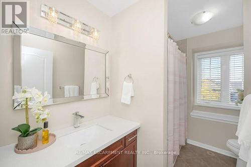3140 Edgar Avenue, Burlington, ON - Indoor Photo Showing Bathroom