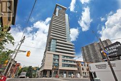808 - 181 BEDFORD ROAD Toronto, ON M5R 1J8