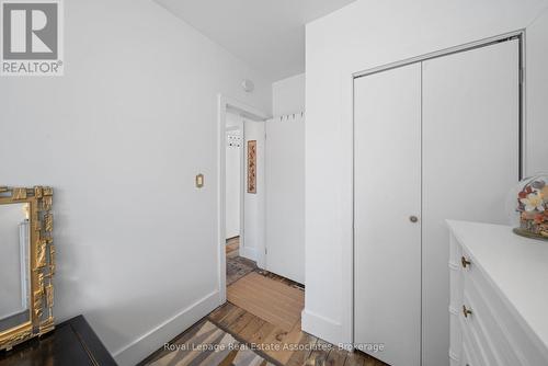 215 Ferguson Avenue S, Hamilton, ON - Indoor Photo Showing Other Room